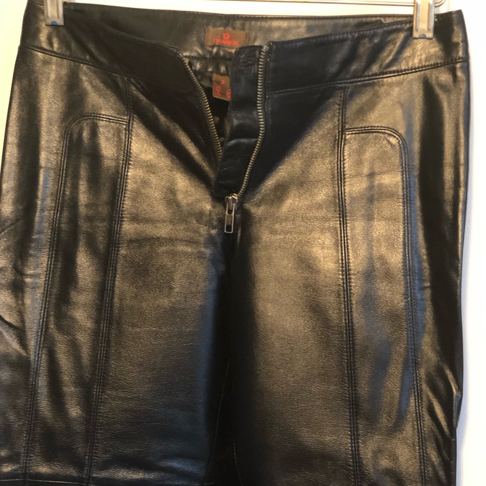 Danier Leather Pants Size 2 - Picture 5 of 8